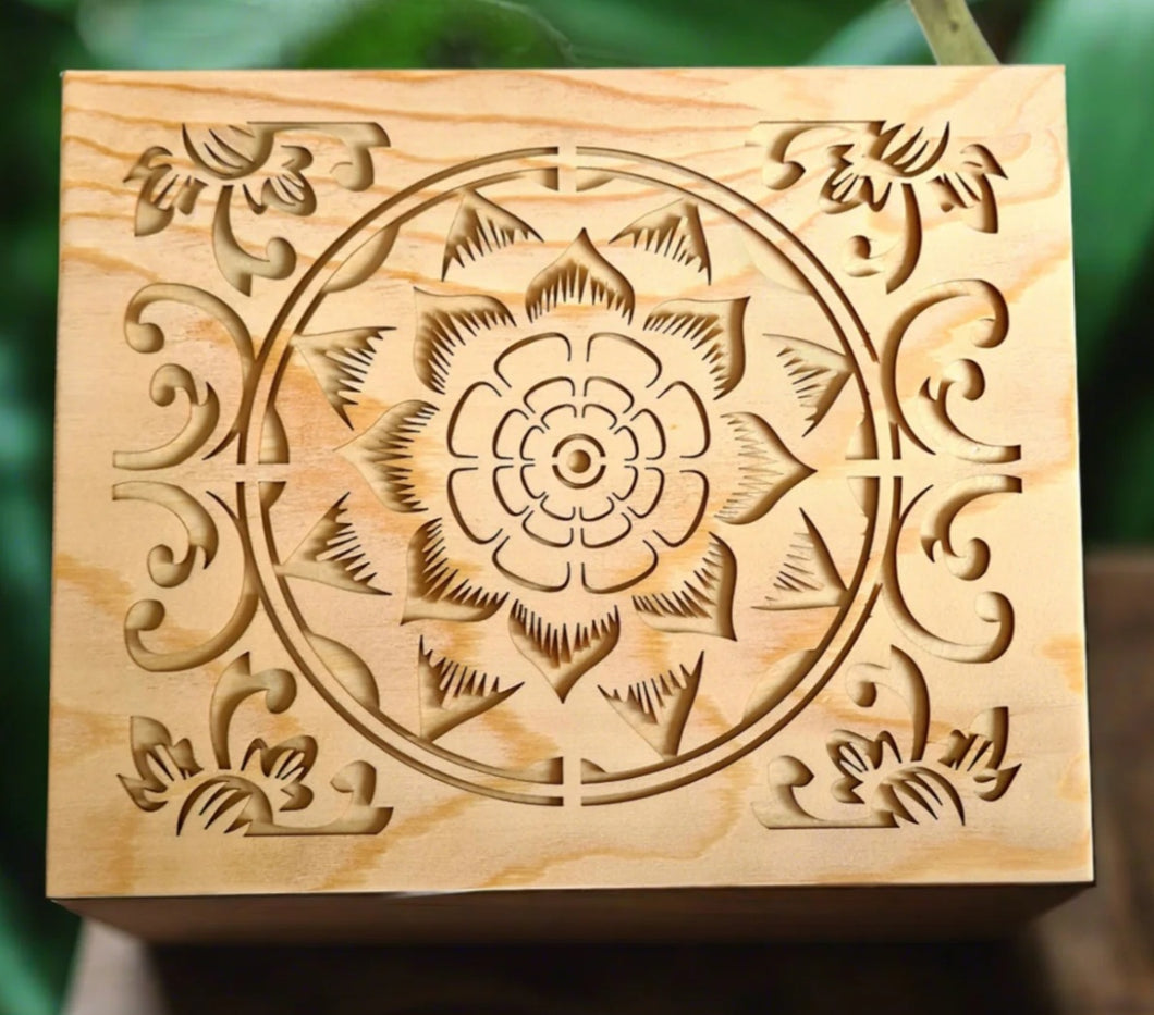 Wood carved lotus flower Essential Oil Carrier Box