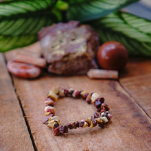 Load image into Gallery viewer, Mookaite Jasper Chip Bracelet