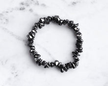 Load image into Gallery viewer, Hematite Chip Bracelet